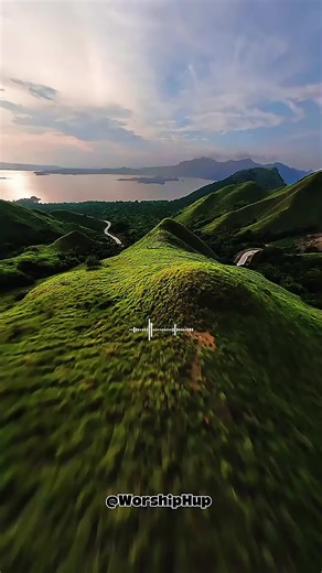 #gospelmusic #christianmusic #singalong #spiritualvibes #ForYouPage #USAGospel #ChristianLyrics #gospel #faith #englishlyrics