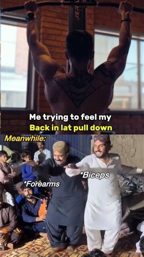 I Try To Do Heavy Lat Pull Down but😏#backworkouts #workout #funnyreels #gymreel