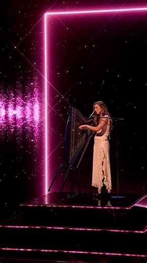 An (electric) dreamy performance from Niamh! 🪉 #BGT #BritainsGotTalent