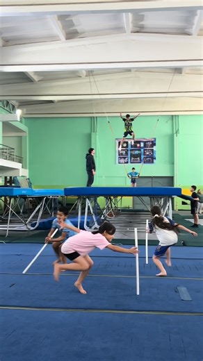 Akhmadjan Turdaliyev on Instagram: "#trampoline #tumblingskills #tumbling #trampolines #gymnastics"