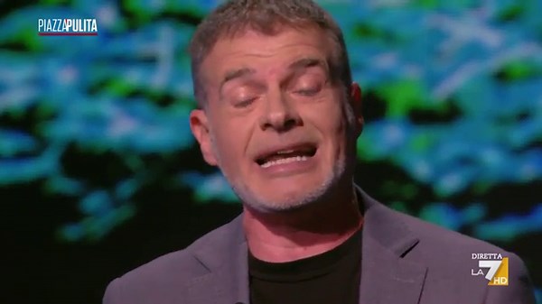 “Lo scalpo di Stefano Massini”: la risposta del drammaturgo | La7