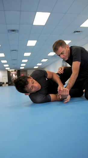 Half Guard Butterfly Sweep. Struggling on bottom? This Half Guard Butterfly Sweep gives you control and flips the fight in your favor. ⚡ Quick Tip: Time your elevation perfectly to take advantage of their balance shift. by Professor Lucas Pinheiro #AtosJiuJitsu #AtosWinterGarden #jiujitsu #bjj #jiujitsulife #ibjjf #bjjdrills #Orlandobjj | Lucas Pinheiro BJJ