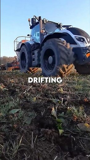 3 Fastest Tractors That Can Outrun a Car #vintagetractors #tractor