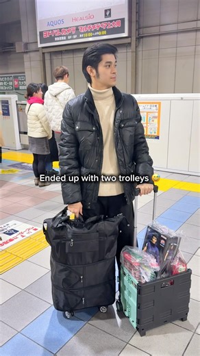 A trip to Japan isn’t complete without shopping at Don Quijote. #shorts #fyp #donquijote #Japan