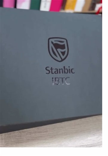 LID BOX WITH INSERT MOQ 50PCS Production takes 7-10 working days after design approval Free Design✅