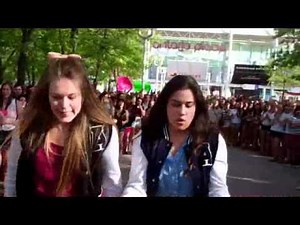 KiSS 92.5 - The KiSS 92.5 One Direction Flash Mob in Toronto