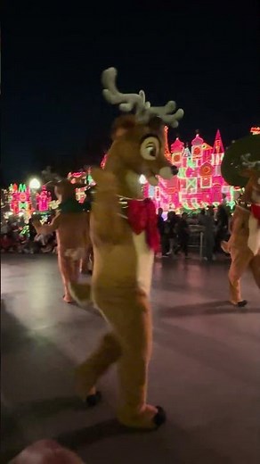Magical Night Parade | Disneyland Christmas
