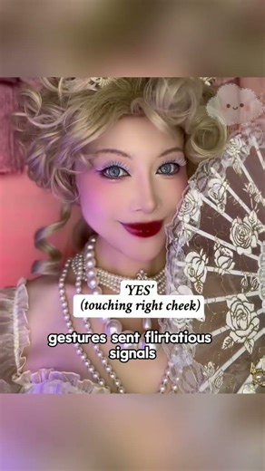 What did 19th-century European ladies always carry with them?—(2)#foryou #shorts #fashion #victoria