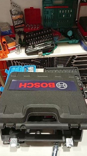 #bosch #boş #boşşrupavyort #şrupdəsdi #şrupbağlayan #şrupbağlayandəs #şrupbağlayandəst #açar #acar #açaraləmi #açardəsdi #haçarlar #açarkar #açarsdəri #lobzik #direl #mişar #əlmişarı