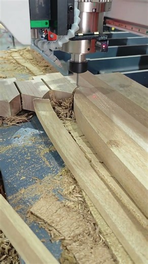 #Woodworkingmachinery #automaticmachine #cncrouter #woodworkingcutting #cute