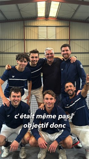 🎾 Avant le dernier match de la saison de Pro B, retour avec les joueurs sur la saison 2024/2025 complètement folle de l'Uscb Tennis 🔥 Petit promu de Nationale 1, cette équipe 100% normande a réussi l’exploit de grimper jusqu’au 2ᵉ plus haut niveau français. | Ligue de Normandie de Tennis