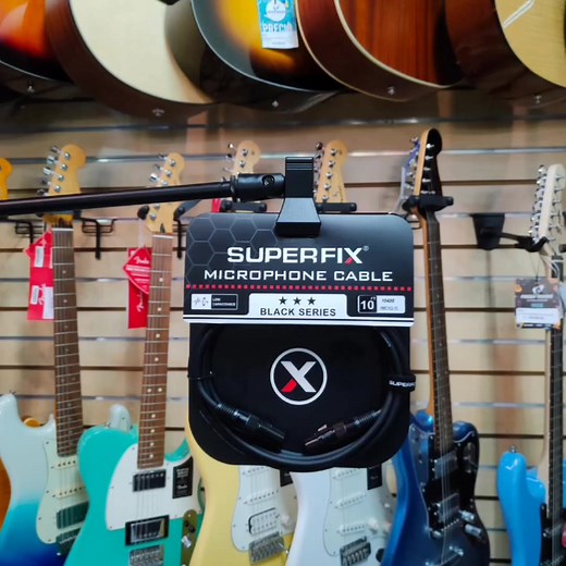 Ya probaste nuestros cables Superfix? Su calidad es increíble, llévalos con vos a cualquier lugar 😉 #superfix #cables #fresamusic | Fresa Music