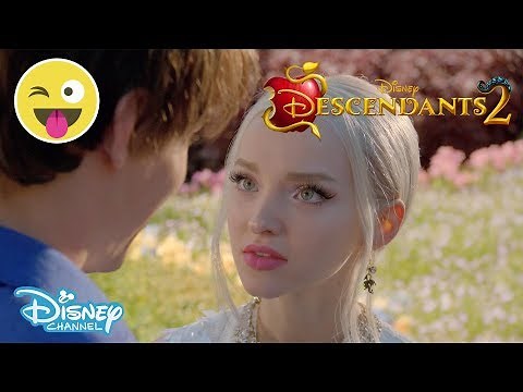 Descendants 2 | No Paparazzi 📸 | Disney Channel UK