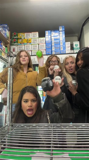 Hitting Union Pool with some @buzzballz in our system🔥 #buzzball #unionpool #brooklyn #nyc