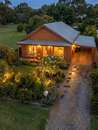 Cozy Modern-Traditional Brick Home Design Journey