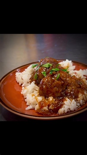 These Swedish Meatballs are made just the way my mom made the when I was a kid over 50 years ago. 🥰 I just put them on our tapas menu. 😋 Come on by and see me! #tapasandwine #flxwine #southeastseneca #lunchtime | Red Newt Cellars
