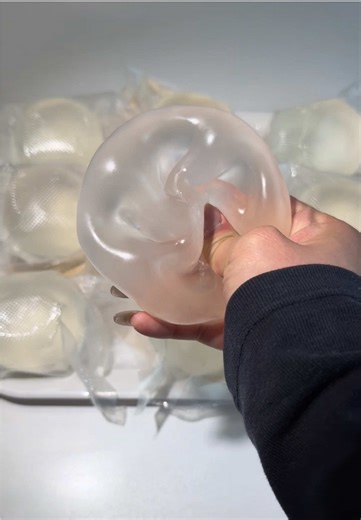 Handmade Coconut Oil Squishy Ball – Ultra-Soft & Non-Sticky Crafted with moisturizing coconut oil for a smooth, silky feel. Slow-rising texture, lightweight and portable – perfect for daily stress relief. #ruiruisquishy #asmr #squishy #asmrsquishy #usa🇺🇸 #handmade