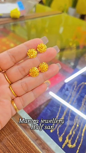 329 reactions · 13 shares | #8730944119 exchange policy available #mantrajwellery #lamphelsupermarket #readymade #newdesign #qualityproduct #manipuri #earrings #necklace #goldquality #goldpricetoday #messi #ronaldo #loktaklake #golddesign #necklaceoftheday #earringstyle #ringsofinstagram #braslets namaste | Mantra Jewellery | Facebook
