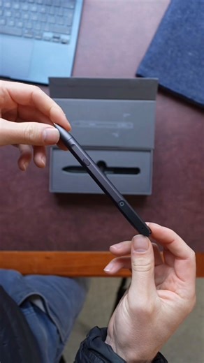 Worlds Greatest Gadgets | Chat GPT, but in a pen 🖋️🤯 Meet the Flowtica Scribe, a smart pen with an embedded microphone. When you click the button, it begins taking... | Instagram