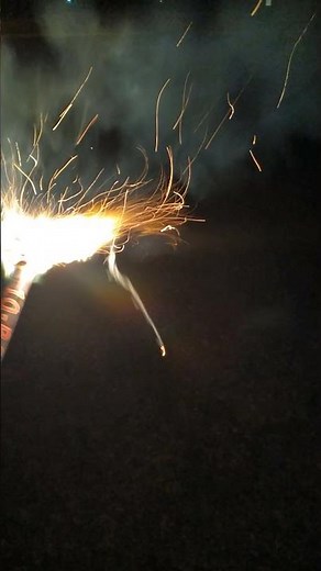10 ball exploding Roman candle-showtime fireworks