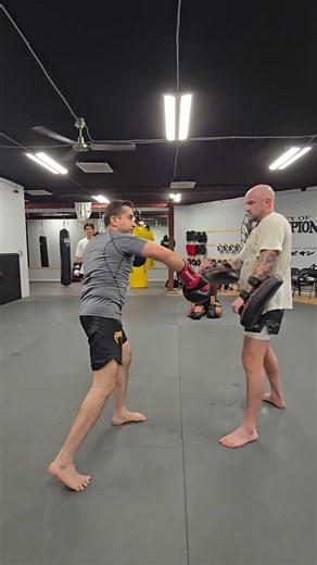 🥊 Muay Thai Combo: Offense to Defense to Counter! (part 2)