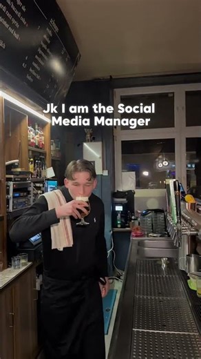 Bester Job 🙏#berlinbar #socialmedia #workout #kneipe