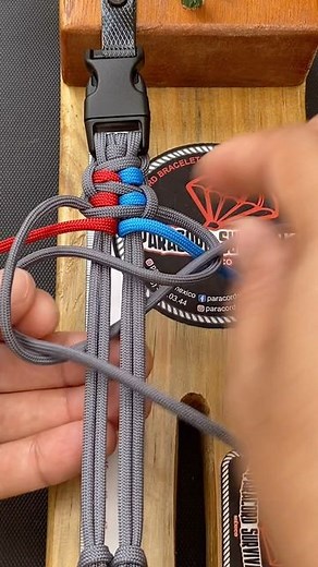 ᴘᴀʀᴀᴄᴏʀᴅ sᴜʀᴠɪᴠᴀʟ ᴍéxɪᴄᴏ on Instagram: "🚨🎥Tutorial Cobra Modified Knot🎥🚨 . ➡️Síguenos Para Aprender Más Nudos Paracord😉✌🏻 . 📲Venta Por Dm y WhatsApp al 833 3440344 . 🚨Envíos a Todo México 🛫📦🇲🇽 . @paracord_survival_mexico @paracordmexico . #paracord #paracord550 #paracordsurvivalmexico #tutorial #tacticalgear #mexico #tampico #bracelets #outdoors #travel #love #instagood #photograpy #bracelet #accesorios #photooftheday #picoftheday #design #pulseras #handmade #paracordbracelet #macram