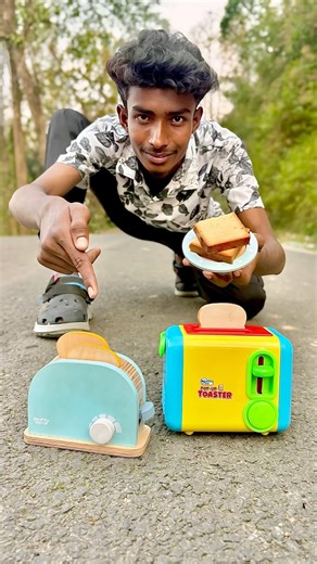 Mini Toaster vs Real Toaster 🤯 Result Shock Karega #shorts