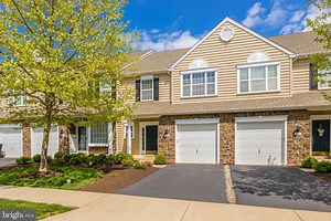 419 Oxford Ln, Chalfont, PA 18914 - MLS PABU2048044 - Coldwell Banker