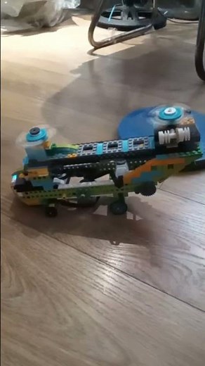 Build Your Own Military Helicopter with LEGO WeDo 2.0