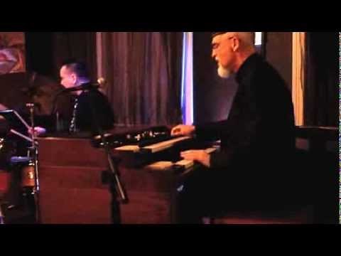 Michel Benebig demonstrates the Squabble Technique on Hammond Organ.