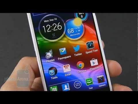 Motorola DROID RAZR M Review