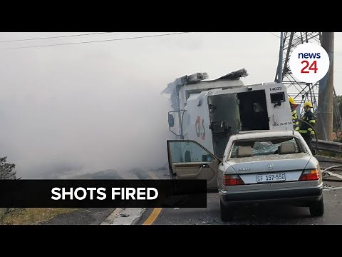 WATCH | Drama on the N7 - Cash van robbed, suspects arrested and passersby loot money