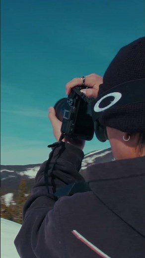 The most complete creator camera, the EOS R50 V