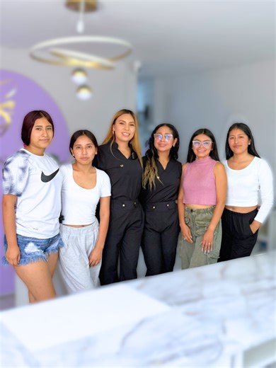 Curso de Manicurista en Sifari Studio - ¡Brilla en 3 meses!