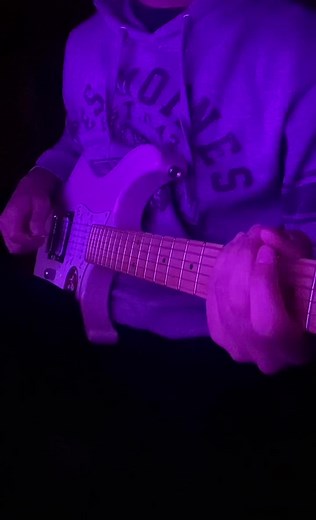 Slow Down - Chase Atlantic #fyp #guitartok #foryou #guitar #guitarsolo #viral #chaseatlantic #slowdown