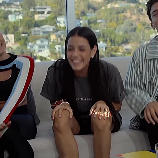 O Vídeo Íconico de Sabina Hidalgo: Ew, Toma Água!