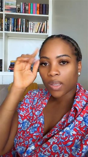 Bukie Akinmade on Instagram: "Another question running through my mind 😂How often do you change your bath towel?🤔 #thekitchenmuse"