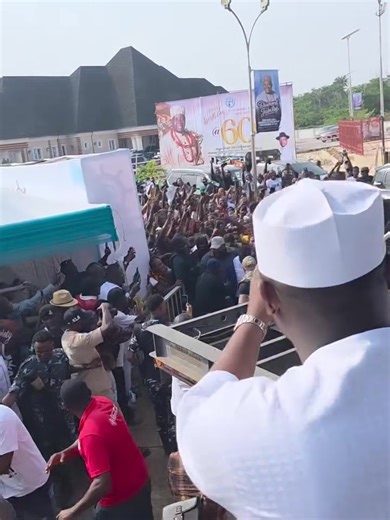 Warri's Exciting Encounter with Davido