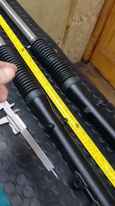 Atención amigo juego de telescópica de umdsr200 adaptable a otras motos te dejo en este video todos los detalles y el link donde puedes hacer el pedido a través de la página web con despacho a todo Chile https://www.motosyrepuestos.com/producto/telescopicos-um-dsr-200/ 56982672812 #umdsr200 #Umchile #motosenduro | Motosyrepuestos Chile