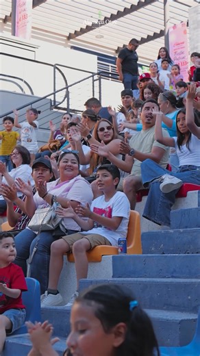 🎭✨ ¡Déjate llevar por la magia del Teatro Musical en Alameda Otay! Este sábado 27 de septiembre, vive un espectáculo lleno de música, risas y emociones para toda la familia. Un show único que te hará disfrutar cada momento y crear recuerdos inolvidables. 📍 Teatro Alameda Otay ¡No puedes perderte esta experiencia! #TeatroMusical #7Aniversario #JuntosAquí #AlamedaOtayTownCenter | Alameda Otay Town Center