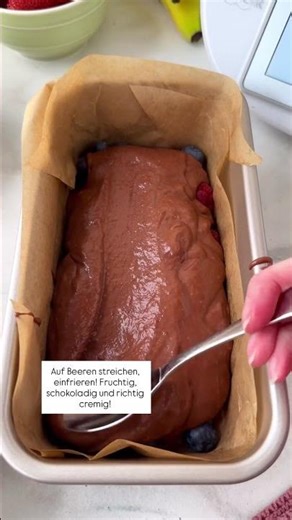 Only 2 ingredients! 🍫 Amazing chocolate mousse bar with berries | Thermomix® recipe