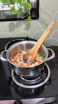 💫Found new comfort food!! Ladakhi Skyu! On point flavours, perfect kind of soupy, feels like a hug!