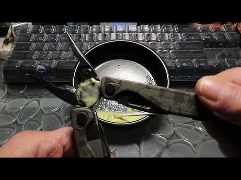 LEATHERMAN : how to remove the stiffness of the pliers?