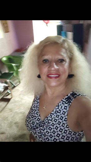 Maria Elena Anaya (@mariaelenaanaya27)’s videos with Noches Eternas - La Dinastia