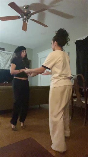 Cha Cha (@chachavazquez6)’s videos with BAILE INoLVIDABLE - Bad Bunny