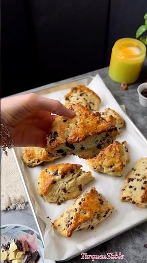Pecan Mini Chip Scones, they are the best! #sconesrecipe #pecanminichipscones #baking