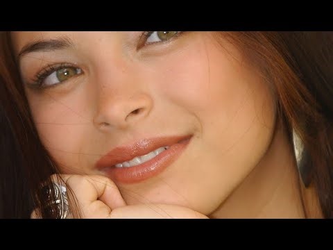 𝒾sn’t 𝓈he 𝓁ovely