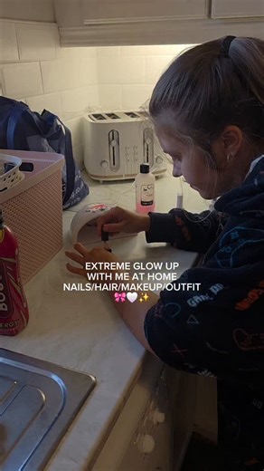 ✌🏼🎀Wee Boo🎀✌🏼 on Instagram: "it is nails, hair, makeup, outfit in that order 👀💅🏼 #glowup #glowupathome #grwm #letsgetdressed #getreadywithme"