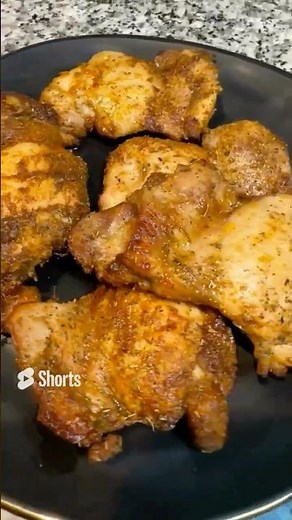 Crispy Keto Chicken Thighs in the Air Fryer 🍗 (So Easy!)